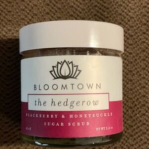 British Boomtown natural moisturising Sugar Scrub